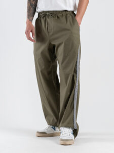 Coordinato over con Camicia stile adidas + Pantalone loose con coulisse MANDARIN Verde (8)