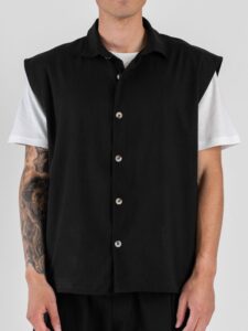 Coordinato over smanicato con bermuda baggy e coulisse in vita REG08 Black (2)