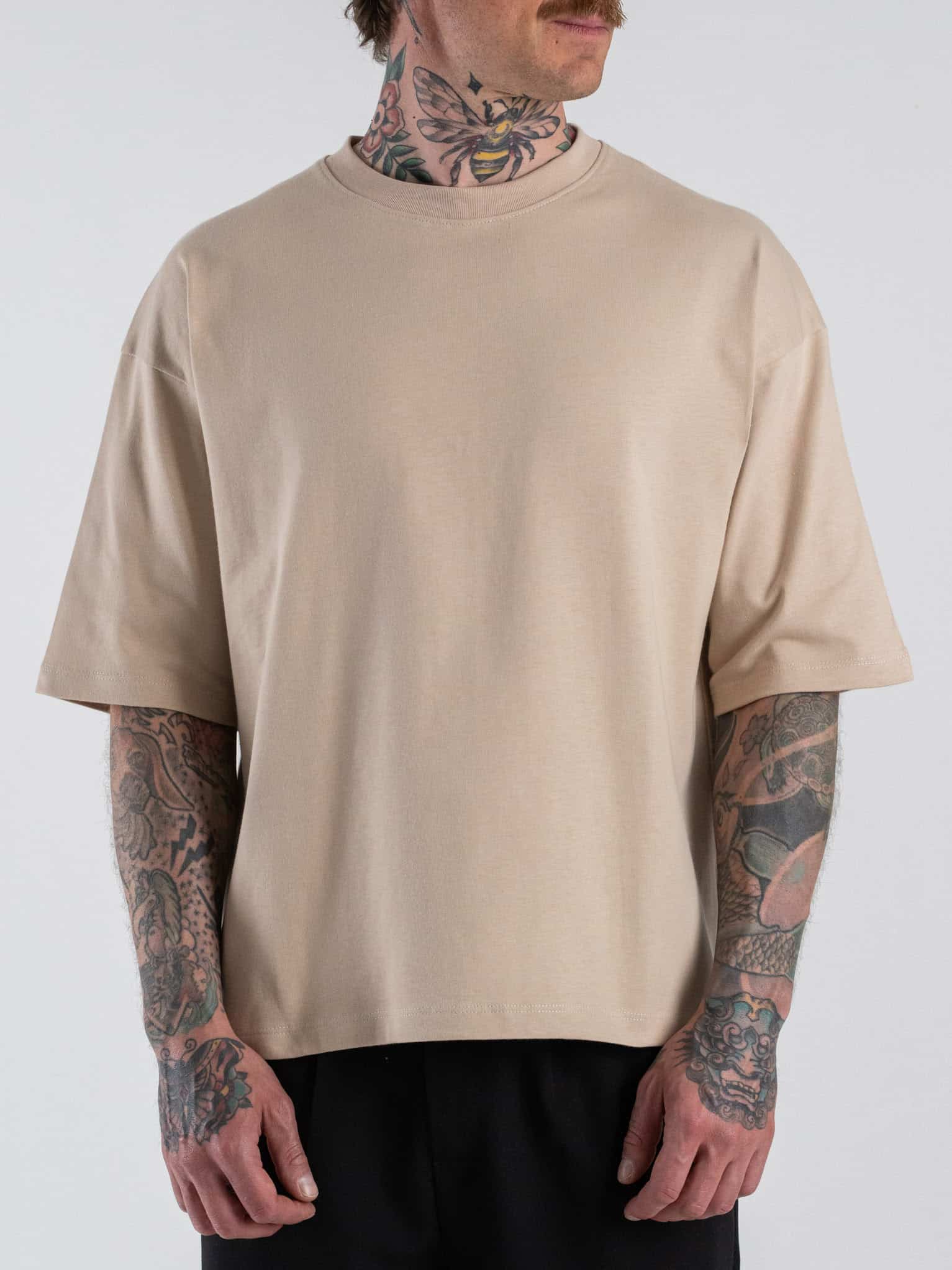 ESTASI T-shirt regular box fit TERRA Sabbia