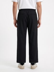 NUSA Pantalone relax con pences e coulisse in vita Black (2)