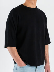 T-shirt boxy fit in maglia con rotture ai bordi 86009 Black (4)