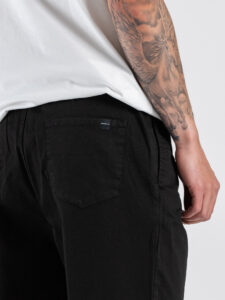 TELAMIRA Pantalone carrot fit in cotone con coulisse in vita e cordino GCP009 Nero (6)