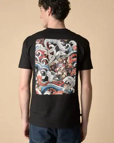 V2 T-shirt regular con stampa sul retro SAMURAI Nero