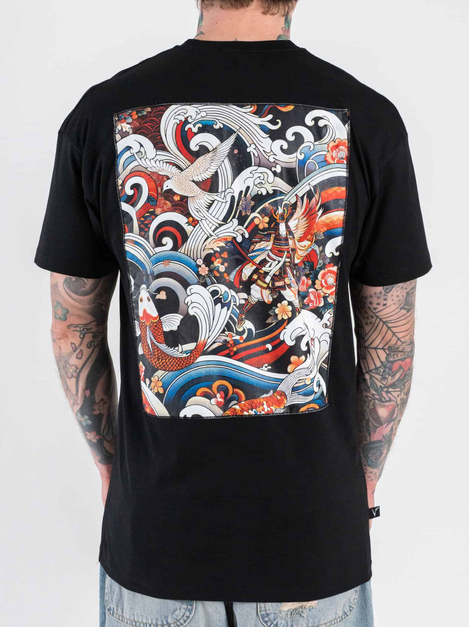 V2 T-shirt regular con stampa sul retro SAMURAI Nero