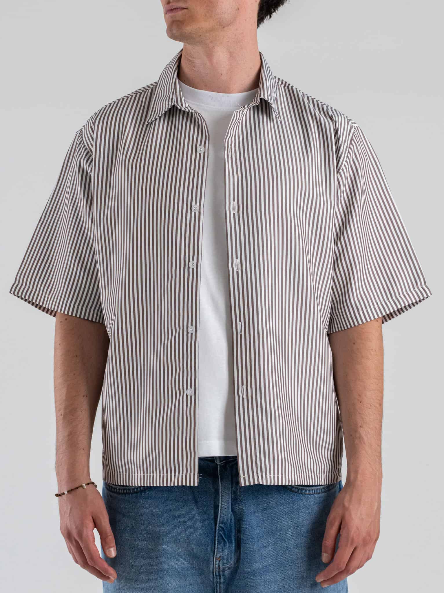 ESTASI Camicia rigata a M/M con colletto e bottoni MIAMI Moro