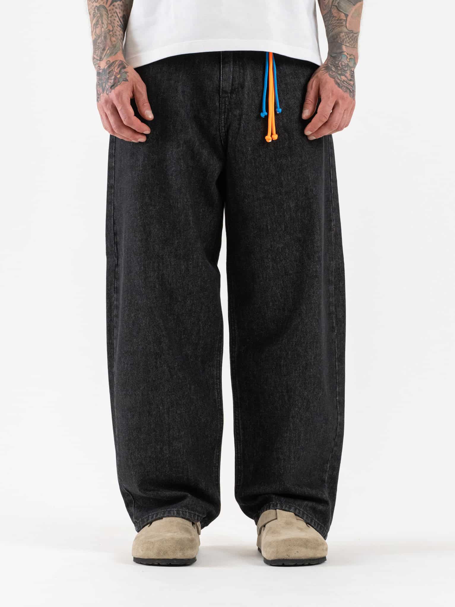 ESTASI Jeans balloon con Scooby-Doo Arancio fluo/azzurro NICO PAZ Washed Black