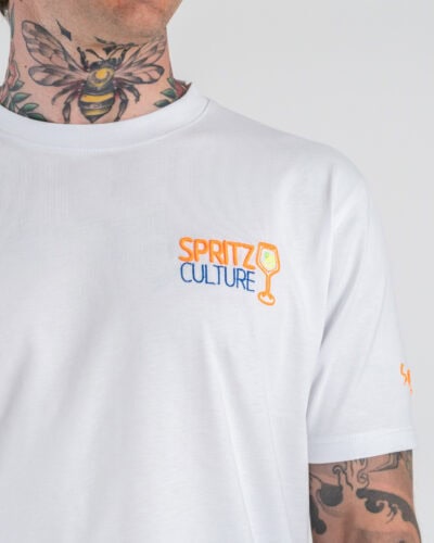 SUPERCULTURE T-shirt regular in cotone con ricamo lato cuore "SPRITZ CULTURE" A1847 White