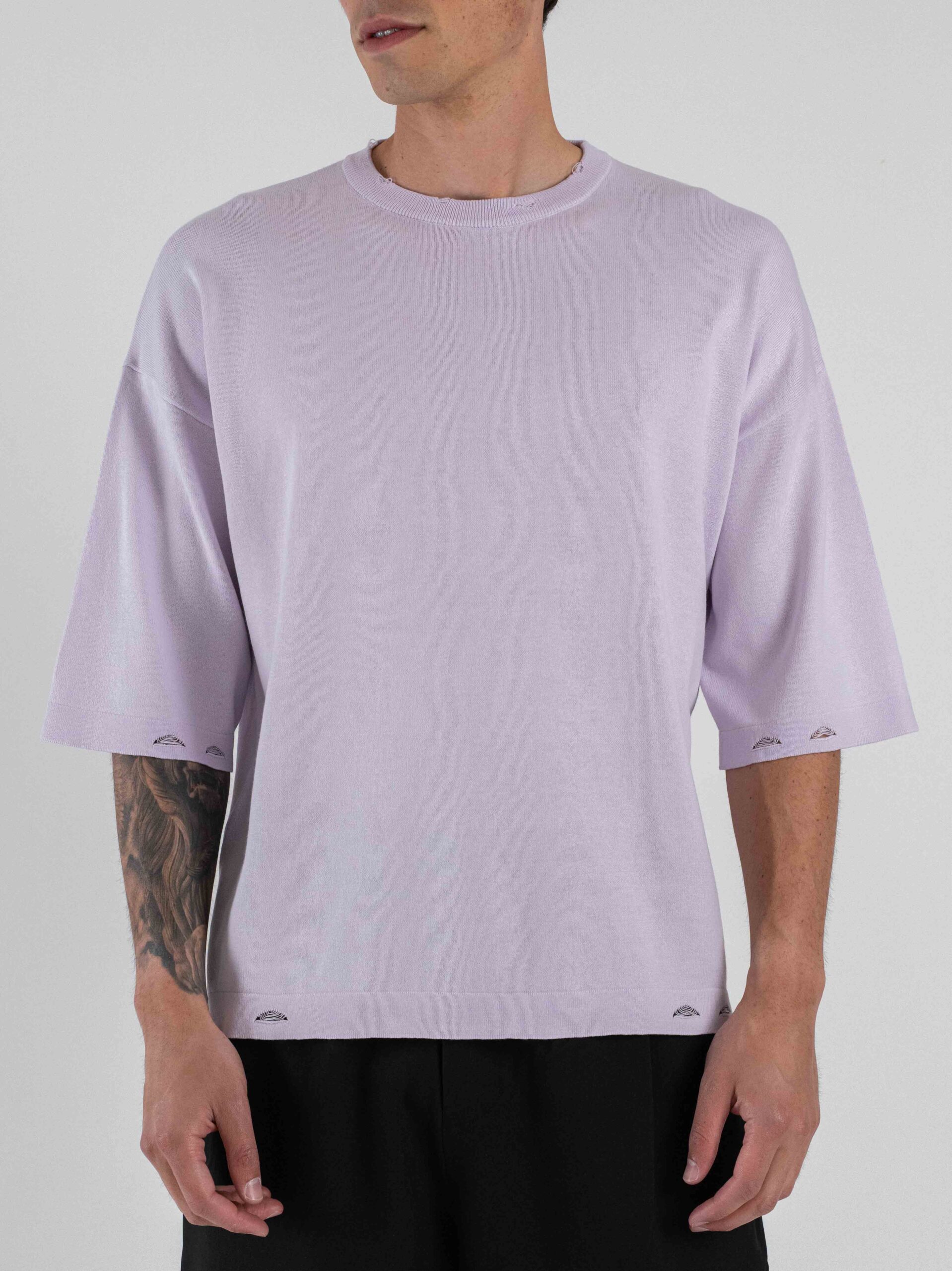 T-shirt boxy fit in maglia con rotture ai bordi 86009 Pink Purple